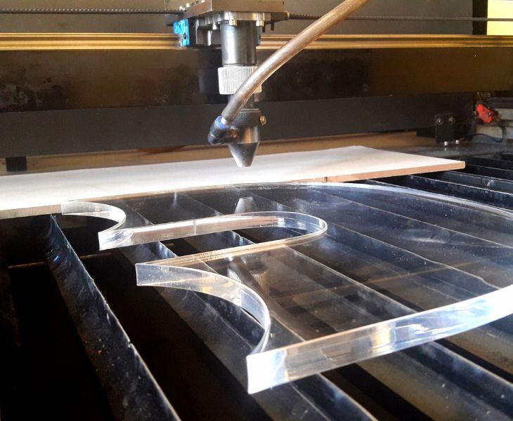 Multiple Custom Edge Finishing Options