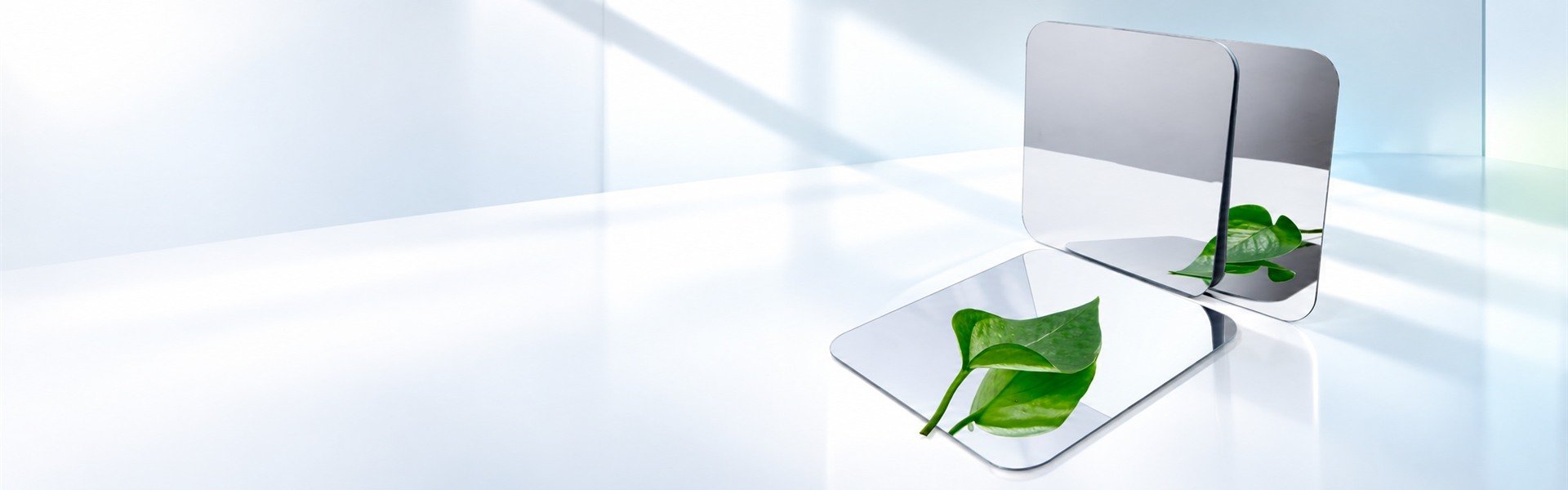 polycarbonate-mirror-sheets-banner