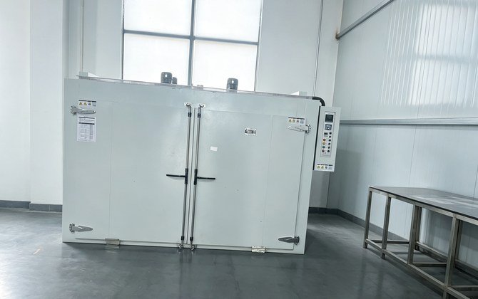 polycarbonate-roofing-sheet